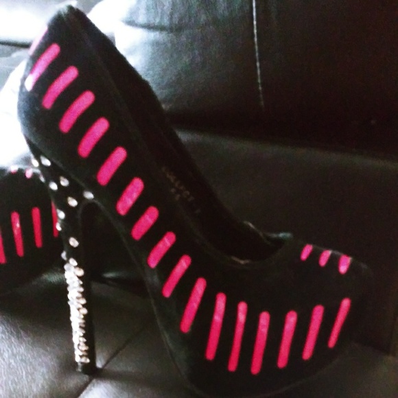 Size 6.5 nuevos nunca usados - Picture 4 of 4